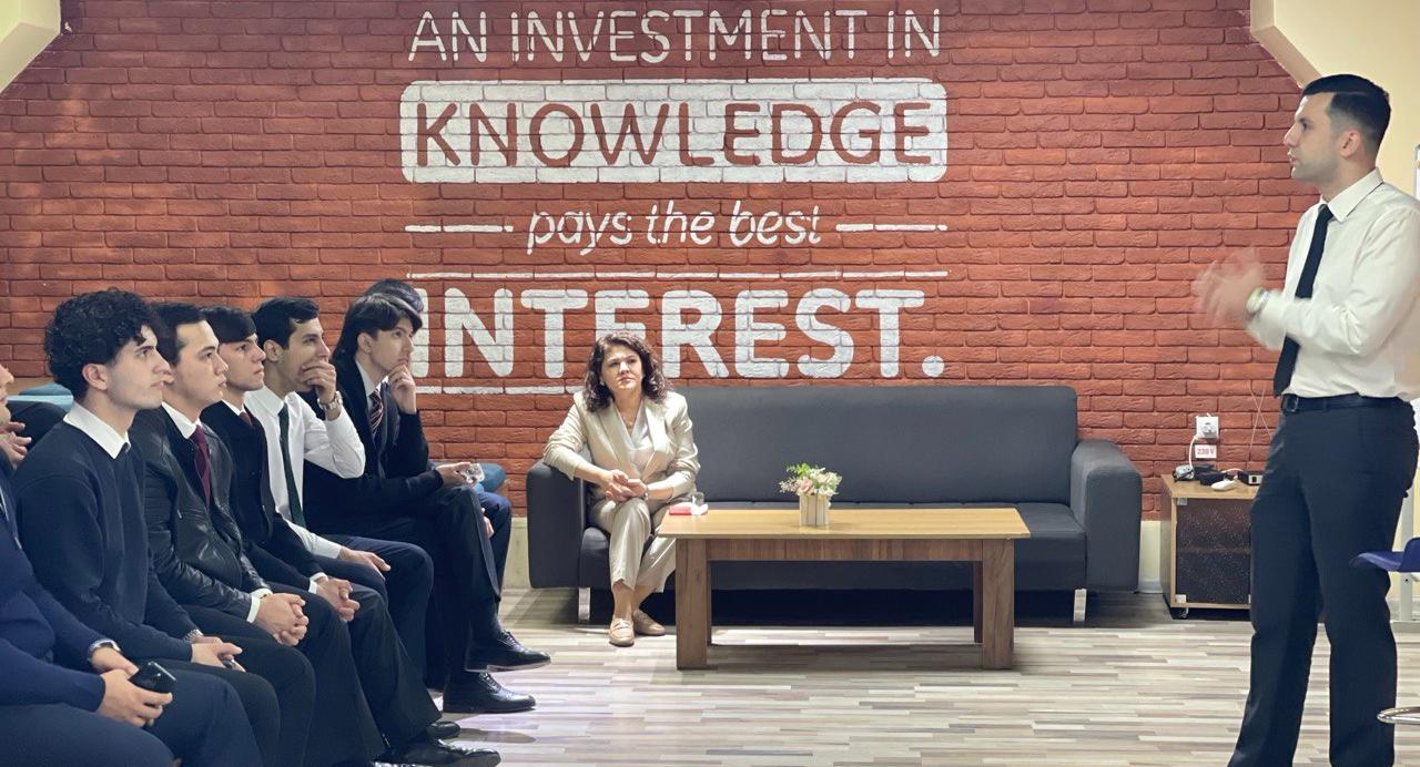 Студенты РТСУ участвуют в программе Бизнес-инкубатора Таджикистана