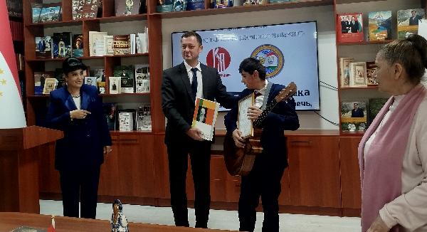 В Хороге прошёл фестиваль русского языка