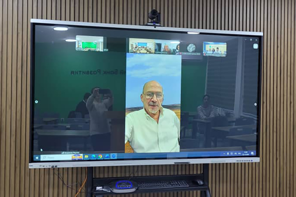 WhatsApp Image 2025-12-17 at 08.06.54 (1).jpg