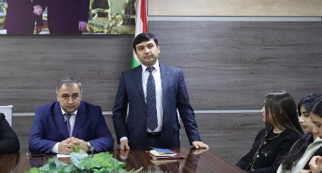 Круглый стол, посвященный Дню государственного флага