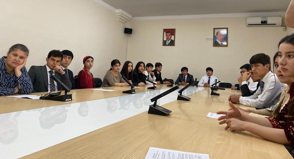 В РТСУ прошёл круглый стол по противодействию коррупции