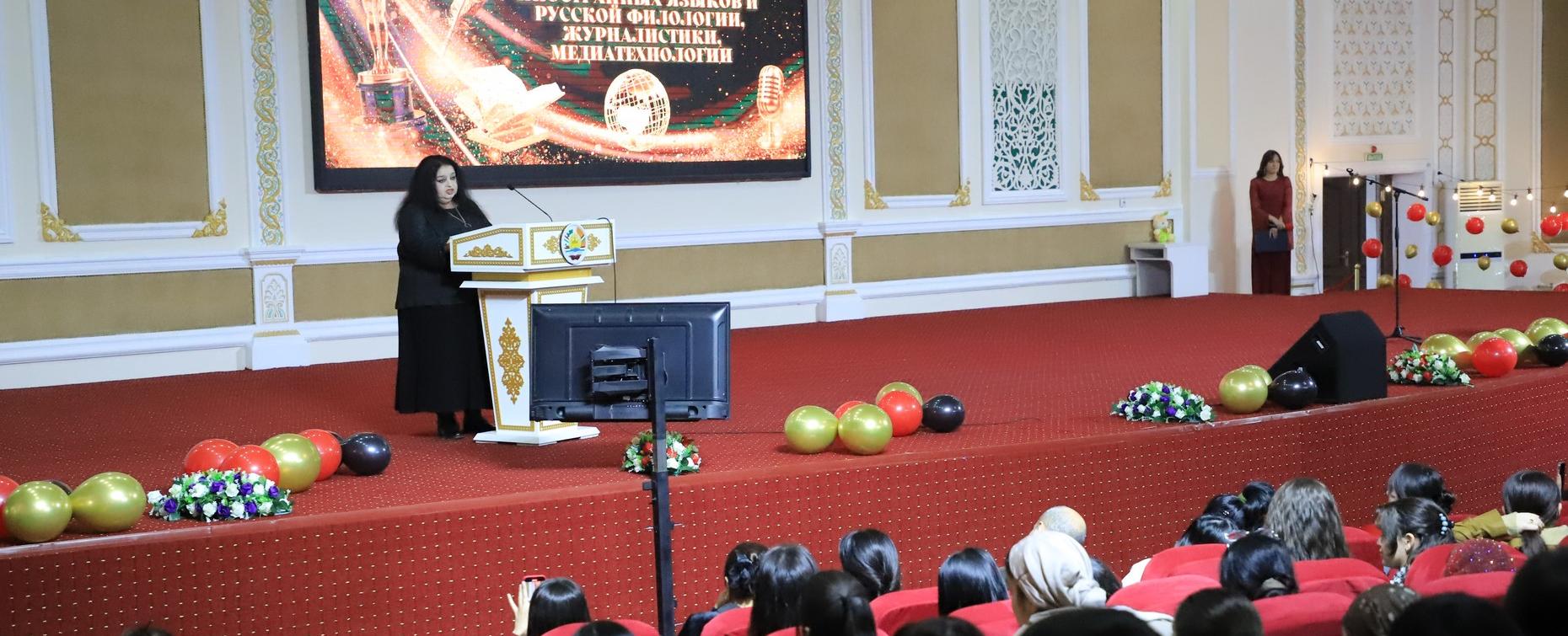 Посвящение в студенты: премьера первокурсников в стиле «Cinema Awards»