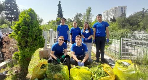 Представители РТСУ приняли участие в субботнике на Аллее Славы в честь 81-летия Великой Победы