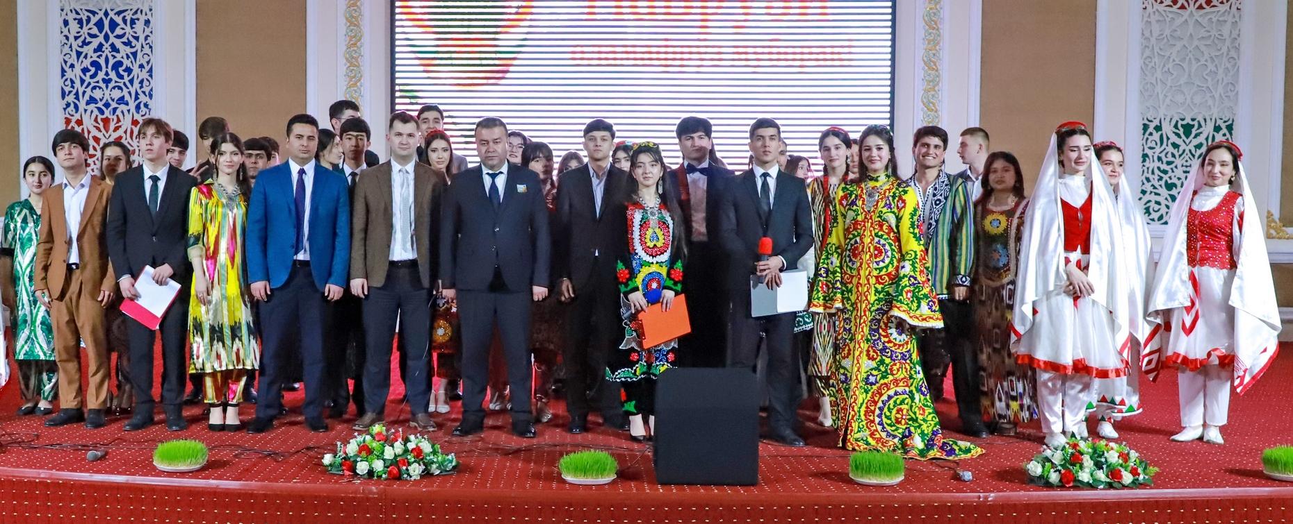 В РТСУ отметили Навруз с национальными традициями и яркой концертной программой