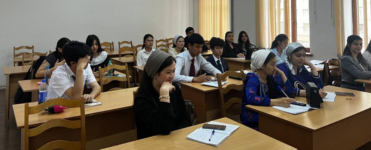 В РТСУ прошёл внутривузовский конкурс «Декламация “Шахнаме”»