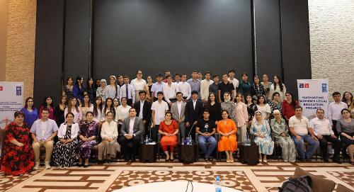 Карьерное наставничество для юристов: выпускницам Таджикистана помогли стартовать