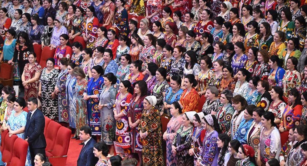 Женщины в центре внимания: послание Лидера нации