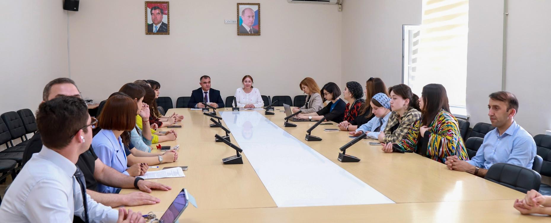 В РТСУ обсудили актуальные проблемы правового регулирования энергосбережения и возобновляемой энергетики