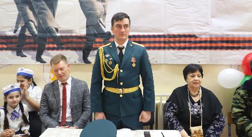 Праздничный концерт и конкурс «А, ну-ка, парни!» прошли в школе РТСУ в Кулябе