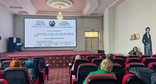 В школе РТСУ в городе Душанбе состоялось обсуждение Закона РТ «О статусе педагога»