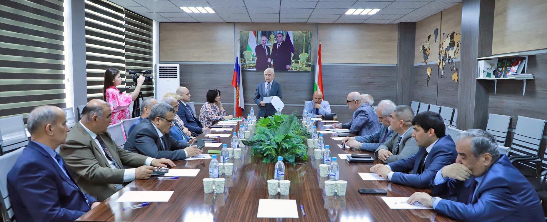 Диссертационный совет по историческим наукам начал работу в РТСУ