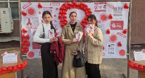 Студенты РТСУ провели просветительские акции ко Всемирному дню борьбы со СПИДом