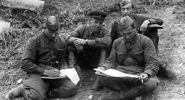 Трилогия Рахмона Сафарова «Тысяча и один подвиг» - важнейший исторический источник