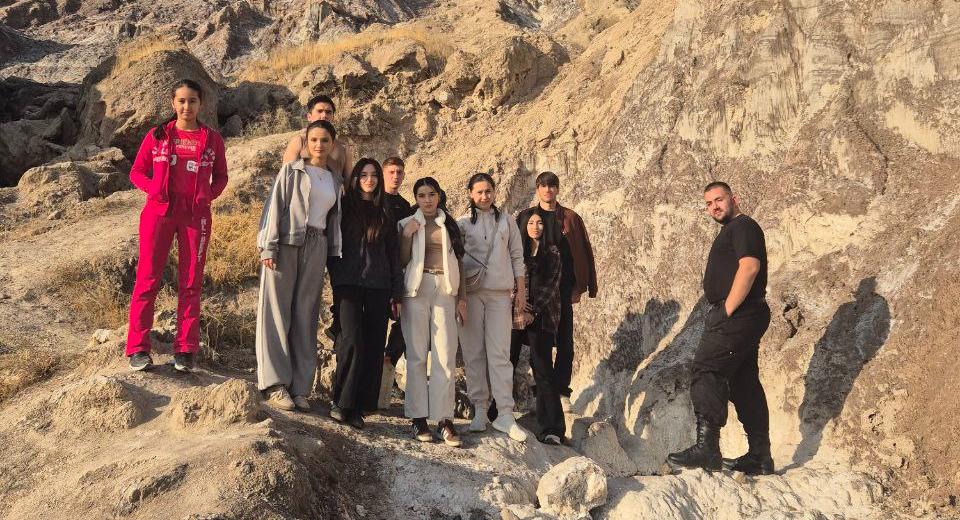 Студенты РТСУ отправились в познавательный тур по югу Таджикистана