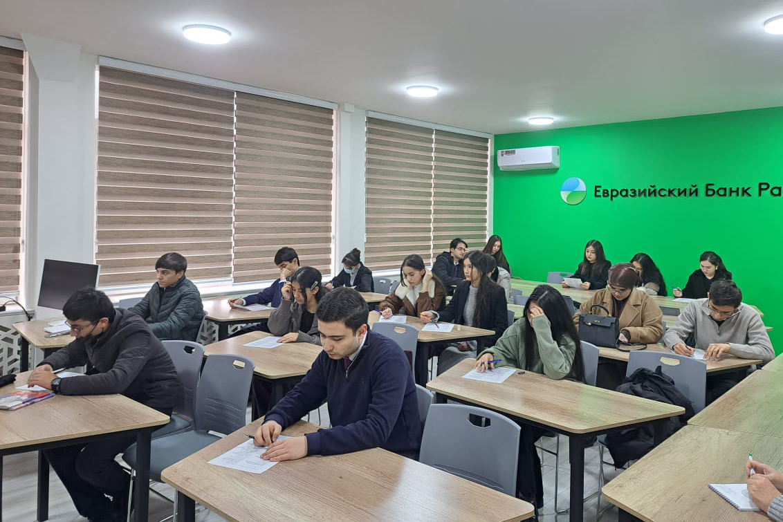 WhatsApp Image 2025-12-19 at 14.08.01.jpg